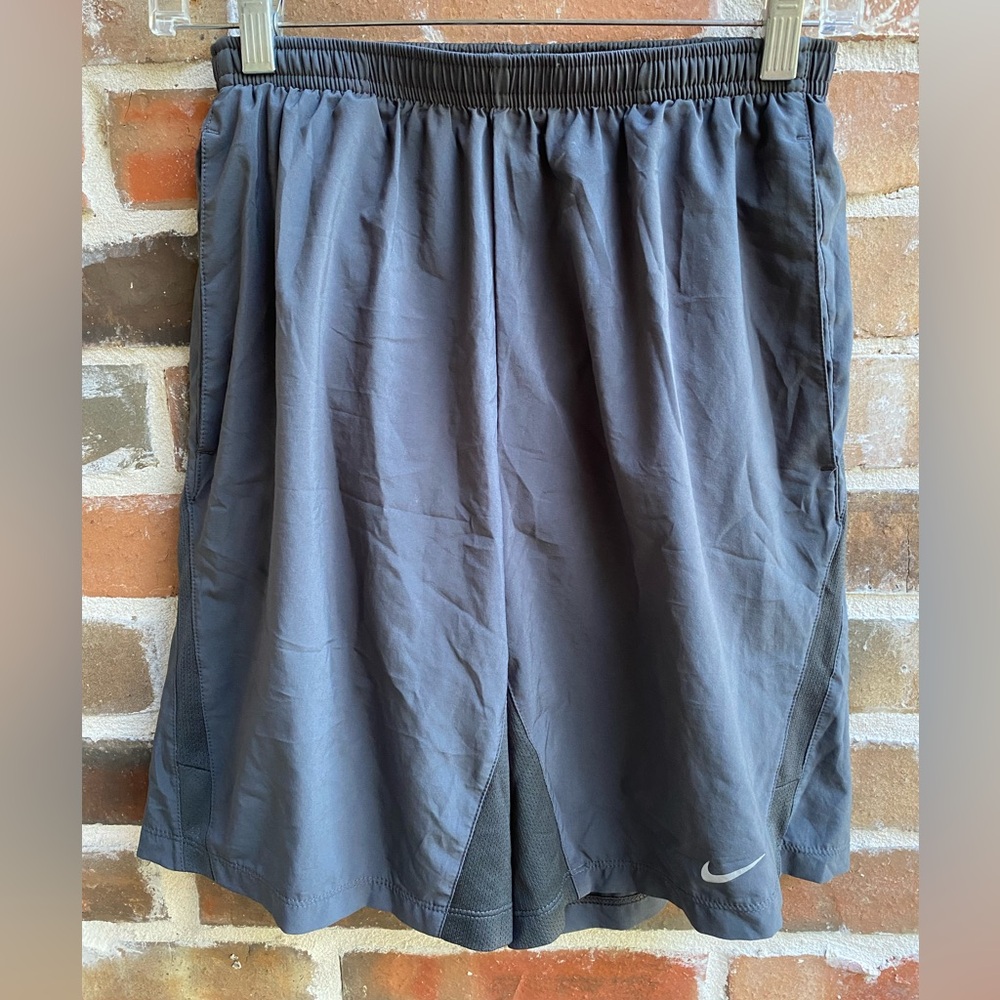 Nike running shorts Men’s S